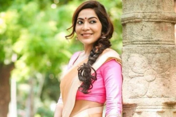 முகம் பளபளப்பாக இருக்க தொகுப்பாளினி ரம்யா குடிக்குத் ஸ்மூத்தி என்ன?