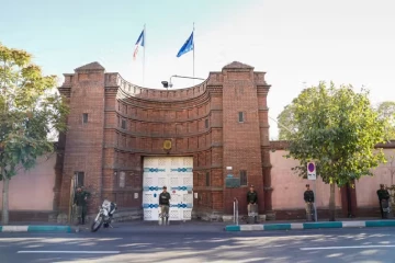 ஈரானில் மூடப்பட்ட பிரெஞ்சு மொழி மையம்: பதிலடி கொடுக்கப்படும் என பிரான்ஸ் எச்சரிக்கை