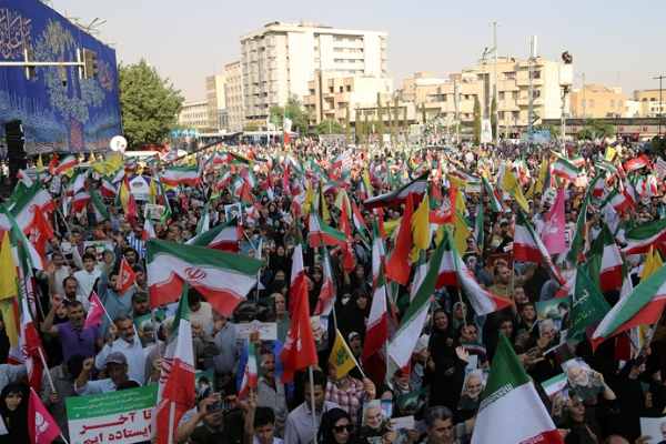 ஈரானை தாக்கினால்... களமிறங்கவுள்ள ஆயுத படைகள்! ஆபத்தின் விளிம்பில் அமெரிக்கா | The Iraqi Group That Came Out Against America ஈரானை தாக்கினால்... களமிறங்கவுள்ள ஆயுத படைகள்! ஆபத்தின் விளிம்பில் அமெரிக்கா | The Iraqi Group That Came Out Against America