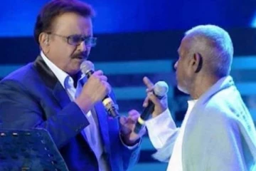 எஸ்பிபியை போல் தம்பியை அவமானப்படுத்திய இளையராஜா? 13 ஆண்டுகளுக்கு பின் காலில் விழவைத்தாரா!