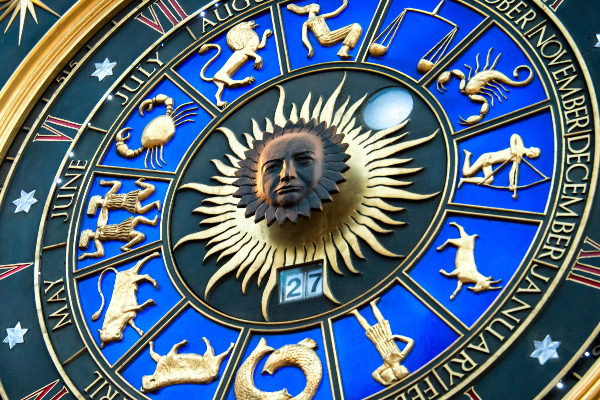 தீபாவளிக்கு ராசிப்படி இந்த ஒரு பொருளை வாங்கினால் செல்வம் குவியும்! மறந்தும் மாறி இதை வாங்கிடாதீங்க | Dhanteras 2022 Buy These Things Diwali Astrology