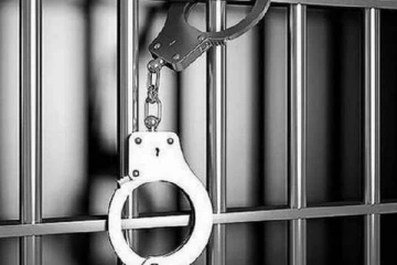 வர்த்தக நிலைய உரிமையாளரிடம் இலஞ்சம் கோரிய தொழில் திணைக்கள அதிகாரி கைது!