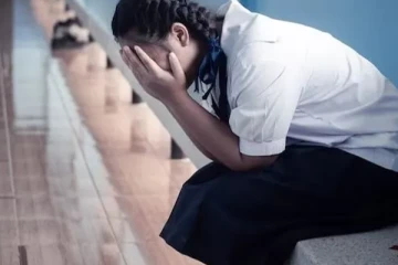 யாழ்ப்பாணத்தில் 15 வயது சிறுமியை துஸ்பிரயோகம் செய்த 17 வயது சிறுவன்