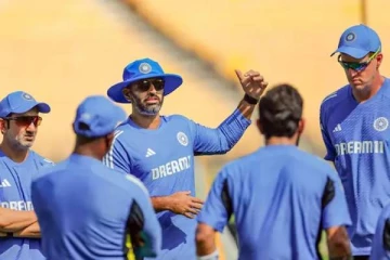 இந்திய அணி பேட்டிங் பயிற்சியாளராக இந்த வீரரா? மிரண்ட ரசிகர்கள்!