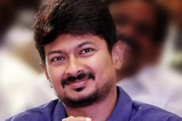 தமிழகத்தில் இப்போது இருப்பது 2 டான் தான் ... உதயநிதி சொல்வது யாரை தெரியுமா?