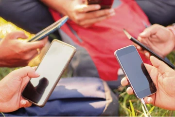 காதலியின் அந்தரங்க புகைப்படத்தை நண்பர்களுக்கு அனுப்பிய காதலன்!