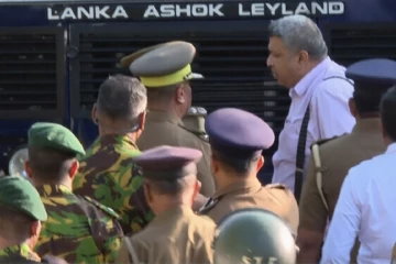 මීට සුළු වේලාවකට පෙර උණුසුම මැද අධිකරණ ඇමති මීගමුව බන්ධනාගාරයට