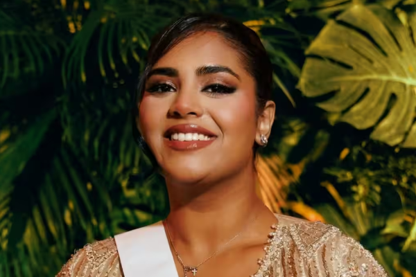 மிஸ் யூனிவர்ஸ் போட்டியில் கலந்துகொண்ட இளம்பெண்ணை ட்ரோல் செய்யும் சொந்த நாட்டு மக்கள் | Miss Universe Pakistan Reacts To Her Own Country