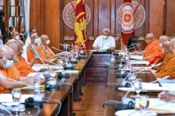 ஒரு தேசமாக ஒன்றுபடுங்கள் - தேரர்கள் கூட்டாக கோரிக்கை