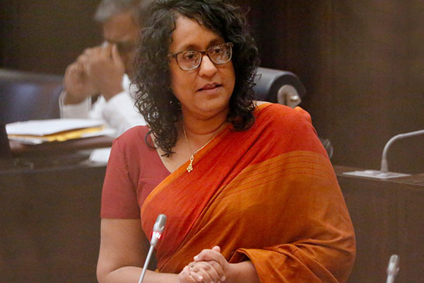 சர்ச்சையை ஏற்படுத்திய தரம் 6 ஆங்கில பாடத்திட்டம் : பிமல் வெளிப்படுத்திய தகவல் | Grade 6 English Language Book Issue