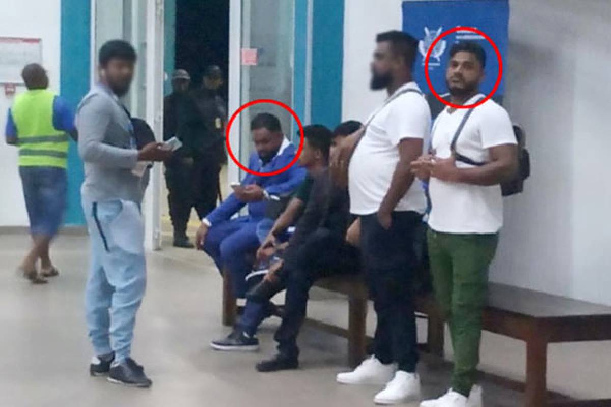 ஹரக்கட்டா வாய்திறந்தால் இலங்கை அரசியல் வரலாறே தலைகீழாக மாறும்!முன்னாள் அமைச்சர் பெற்றுக் கொண்ட 5 கோடி... | Nandun Chinthaka Also Known As Harak Kata Crime ஹரக்கட்டா வாய்திறந்தால் இலங்கை அரசியல் வரலாறே தலைகீழாக மாறும்!முன்னாள் அமைச்சர் பெற்றுக் கொண்ட 5 கோடி... | Nandun Chinthaka Also Known As Harak Kata Crime