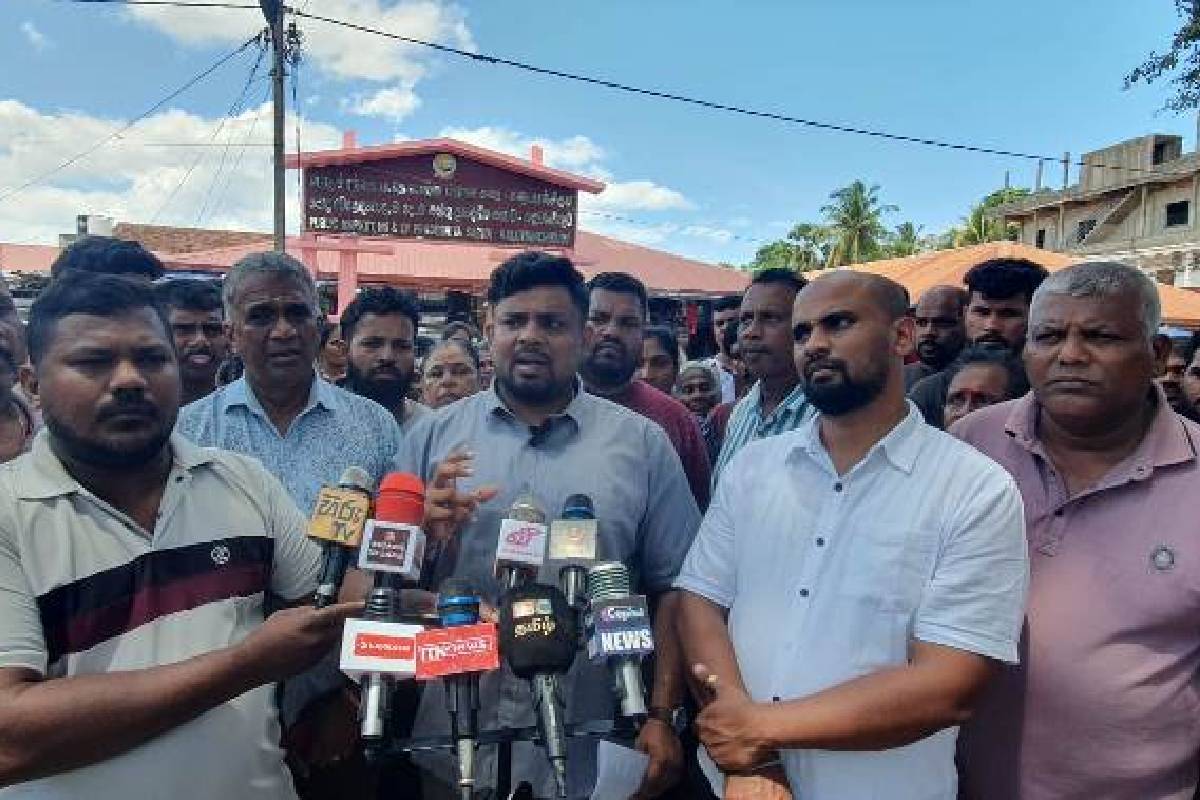 முஸ்லிம்- தமிழ் மக்கள் இடையே முறுகல் நிலையை ஏற்படுத்த முயற்சி! விடுக்கப்பட்டுள்ள கோரிக்கை | Muslim And Tamil Communities In The Eastern முஸ்லிம்- தமிழ் மக்கள் இடையே முறுகல் நிலையை ஏற்படுத்த முயற்சி! விடுக்கப்பட்டுள்ள கோரிக்கை | Muslim And Tamil Communities In The Eastern