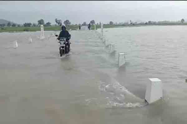 நாட்டின் மிக அதிக மழைவீழ்ச்சி மட்டக்களப்பு மாவட்டத்தில் | Highest Rainfall Country Is In Batticaloa 300 Mm நாட்டின் மிக அதிக மழைவீழ்ச்சி மட்டக்களப்பு மாவட்டத்தில் | Highest Rainfall Country Is In Batticaloa 300 Mm