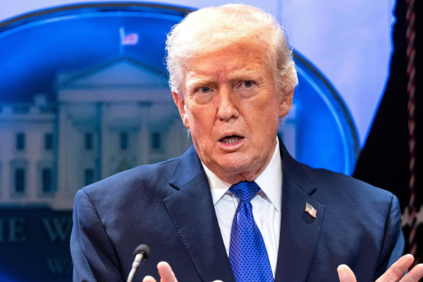 அமெரிக்க நாடாளுமன்றத்தில் உரையாற்றிய ட்ரம்ப் பொற்காலம் எனப் புகழாரம் - பொருளாதார நெருக்கடியில் மக்கள்! | Trumps Speech At Congress Economy Crisis