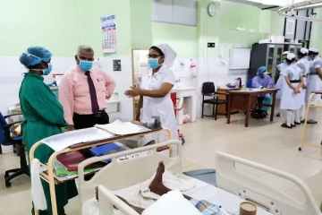 கிளிநொச்சியில் தொற்றாளர்களால்  நிரம்பிய  கொரோனா வைத்தியசாலைகள்