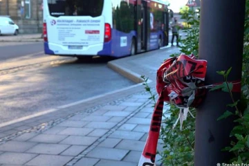 ஜேர்மன் நகரமொன்றில் பேருந்தில் நடந்த கைகலப்பு... சமாதானம் செய்ய சென்ற சாரதிக்கு நேர்ந்த கதி