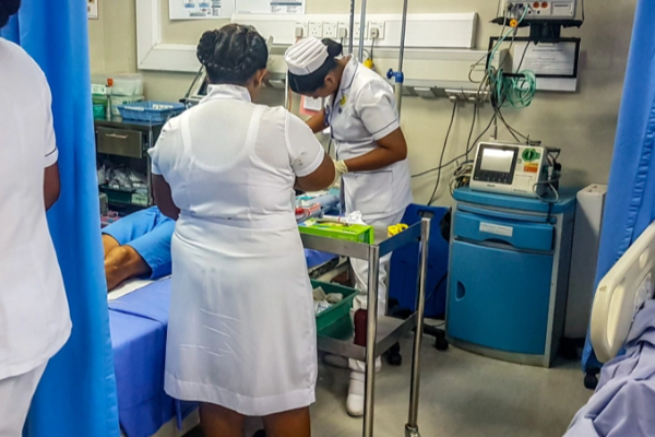 சுற்றுலா சென்ற மாணவர்கள் வைத்தியசாலையில் அனுமதி | Students Trip Admitted Hospital Food Allergies சுற்றுலா சென்ற மாணவர்கள் வைத்தியசாலையில் அனுமதி | Students Trip Admitted Hospital Food Allergies