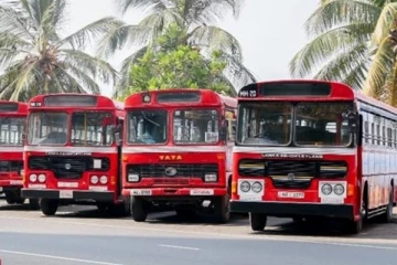 பேருந்தில் இருந்து குதித்து மாணவிக்கு நேர்ந்த சோகம்!