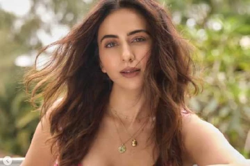 நடிகை ரகுல் ப்ரீத் சிங் கிளாமர் லுக் புகைப்படங்கள்..இதோ..