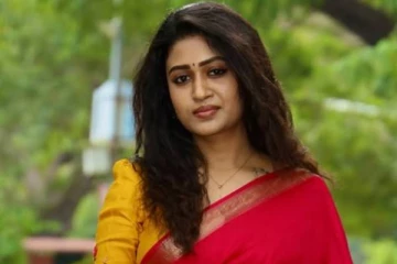 மகாநதி, சிங்கப்பெண்ணே சீரியல் நடிகை தாருவின் அழகிய இன்ஸ்டா போட்டோஸ்