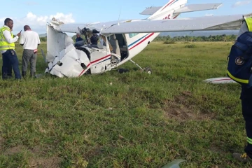 பிரேசில் விமான விபத்தில் இருவர் உயிரிழப்பு