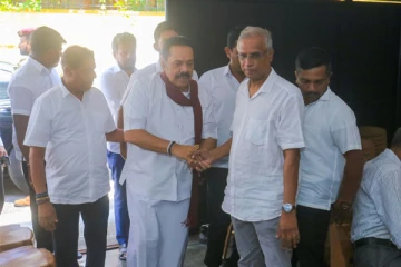 சுமந்திரனின் தாயாருக்கு மகிந்த ராஜபக்ச அஞ்சலி