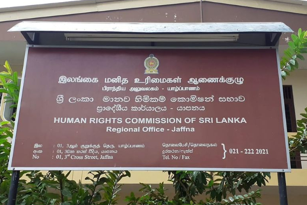 யாழில் நிவாரணம் வழங்காததால் மாணவன் முறைப்பாடு: எடுக்கப்பட்ட நடவடிக்கை | Rs 25 000 Flood Relief Controversy In Jaffna யாழில் நிவாரணம் வழங்காததால் மாணவன் முறைப்பாடு: எடுக்கப்பட்ட நடவடிக்கை | Rs 25 000 Flood Relief Controversy In Jaffna