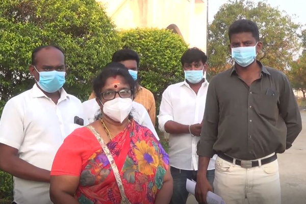 நகர்ப்புற தேர்தலில் போட்டியிடும் நெல்லை அதிமுக வேட்பாளர் மீது பெண் பரபரப்பு புகார் - தமிழ்நாடு