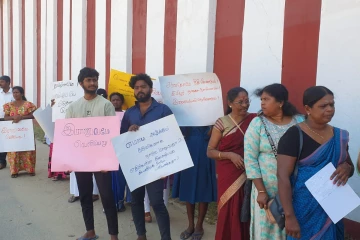 ஈழத்தமிழர் மகளிர் சிறுவர் உரிமை பாதுகாப்பு தொடர்பில் யாழில் போராட்டம்