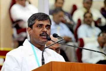 ரூ.25,00,000 பரிசுத் தொகையை கல்லூரிகளுக்கு வழங்கிய தமிழ் விஞ்ஞானி வீரமுத்துவேல்!