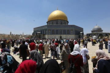 இஸ்ரேல் பள்ளிவாயல்களில் ஒலிபெருக்கி பயன்படுத்த தடை; எதிர்க்கட்சிகள் எதிர்ப்பு