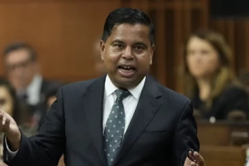 துப்பாக்கிகளை வகைப்படுத்தும் நடவடிக்கை மீளாய்வு செய்யப்படும் – கெரி ஆனந்த சங்கரி