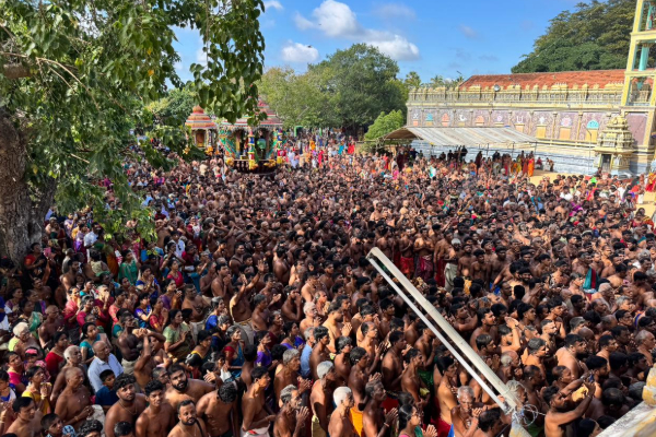 யாழ் வல்லிபுர ஆழ்வார் ஆலய தேர் திருவிழா; பக்தர்கள் பரவசம் | Jaffna Vallipuram Azhwar Temple Chariot Festival