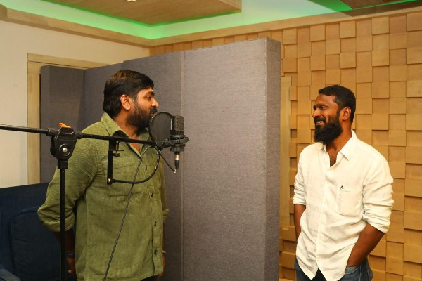 இயக்குனர் வெற்றிமாறன் என்னை ஏமாற்றி விட்டார் - நடிகர் விஜய் சேதுபதி பேச்சு | Vijay Sethupathi About Vetrimaaran இயக்குனர் வெற்றிமாறன் என்னை ஏமாற்றி விட்டார் - நடிகர் விஜய் சேதுபதி பேச்சு | Vijay Sethupathi About Vetrimaaran