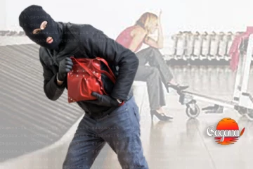 යතුරුපැදියෙන් යමින් සිටි තරුණියගේ ලැම අත ගා දුරකතනය කොල්ල කාලා