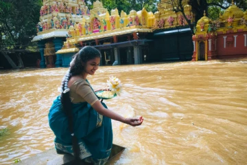 தேங்காய் விலை அதிகரிப்பால் ஆலயங்களில் தேங்காய்க்குப் பதிலாக இளநீர்