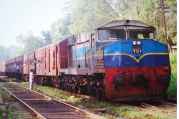 சேவையில் ஈடுபடும் புகையிரதங்களை அதிகரிக்க நடவடிக்கை