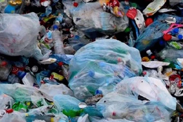 கண்டியில் குவிந்த 250 தொன் குப்பைகள்!