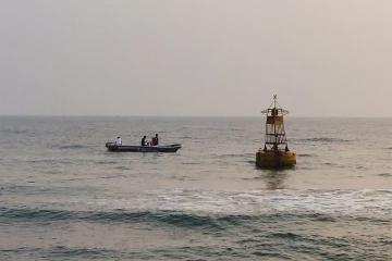 யாழில் இன்று கரையொதுங்கிய மர்மப் பொருள்