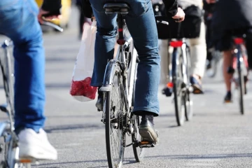 සෑම සිකුරාදාවම පාපැදියෙන් රැකියාවට..