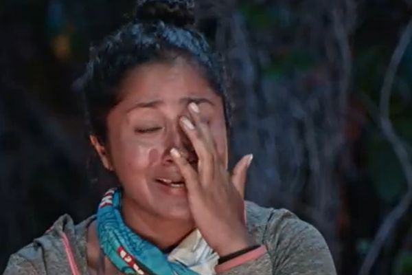 சர்வைவரில் இருந்து கண்ணீருடன் வெளியேறிய ஐஸ்வர்யா! பேரதிர்ச்சியில் பார்வையாளர்கள் | Survivor Live Show