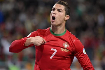 ஒரே போட்டியில் 3 சாதனையை முறியடித்த கிறிஸ்டியானோ ரொனால்டோ!