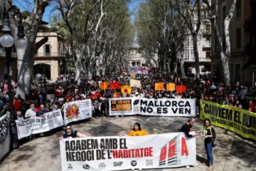 அதிகரிக்கும் வீட்டு வாடகை ; ஸ்பெயினில் வெடித்த போராட்டம்