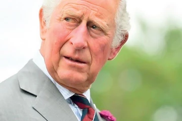 බ්‍රිතාන්‍යයේ රජු ගැන අලුත්ම ආරංචිය..