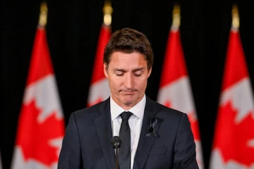 கேள்விக்குறியாக மாறிய கனேடிய பிரதமரின் அரசியல் வாழ்வு