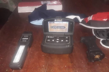 முள்ளியவளையில் புதையல் தோண்ட முற்பட்ட சந்தேகத்தில் 10 பேர் கைது(Photo)