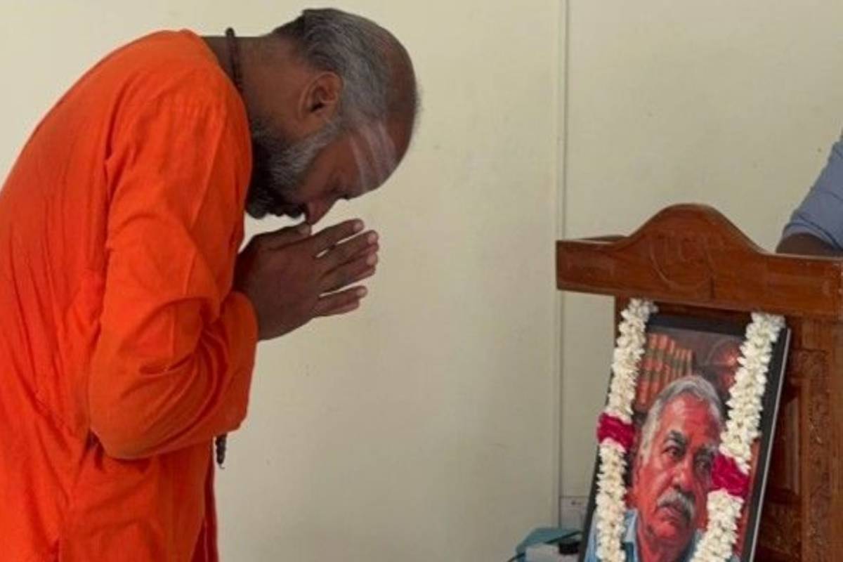 ஈழப் போராட்டத்தில் யோதலிங்கம் கிளர்ச்சியின் குறியீடு | Yothalingam Symbol Of Insurgency In Eelam ஈழப் போராட்டத்தில் யோதலிங்கம் கிளர்ச்சியின் குறியீடு | Yothalingam Symbol Of Insurgency In Eelam