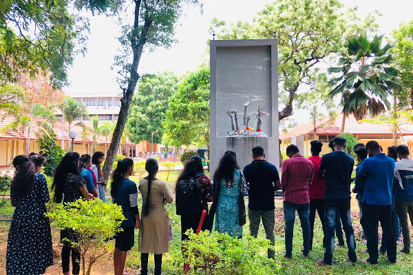 ஈகைச்சுடரேற்றி அகவணக்கத்தோடு யாழ் பல்கலையின் முள்ளிவாய்க்கால் நினைவேந்தல் (படங்கள்) | Commemoration The University Jaffna Mullivaikkal