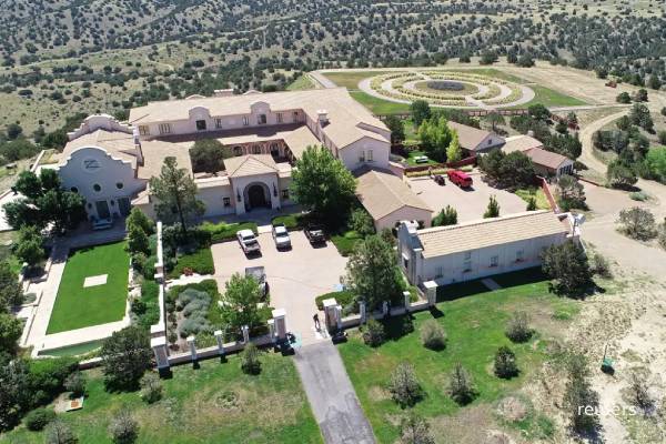 Zorro Ranch... மொத்த துஸ்பிரயோகங்களும் அரங்கேறிய எப்ஸ்டீன் பண்ணை: வாங்கிய அரசியல்வாதி | Mystery Buyer Epstein Zorro Ranch