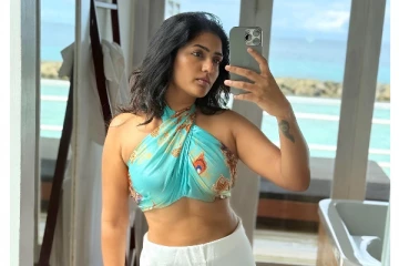 நடிகை ஈஷா ரெப்பா மாலத்தீவில் கிளாமராக இருக்கும் புகைப்படங்கள்